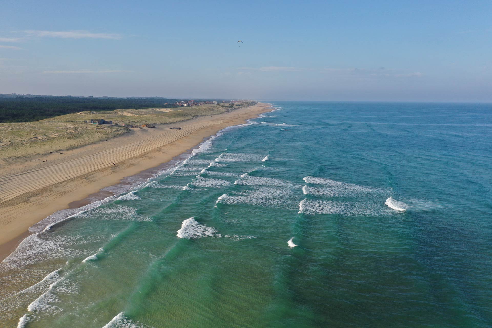 Featured image for “Authentic surfing holidays in the Landes region – with Natural Surf Lodge, since 2003”